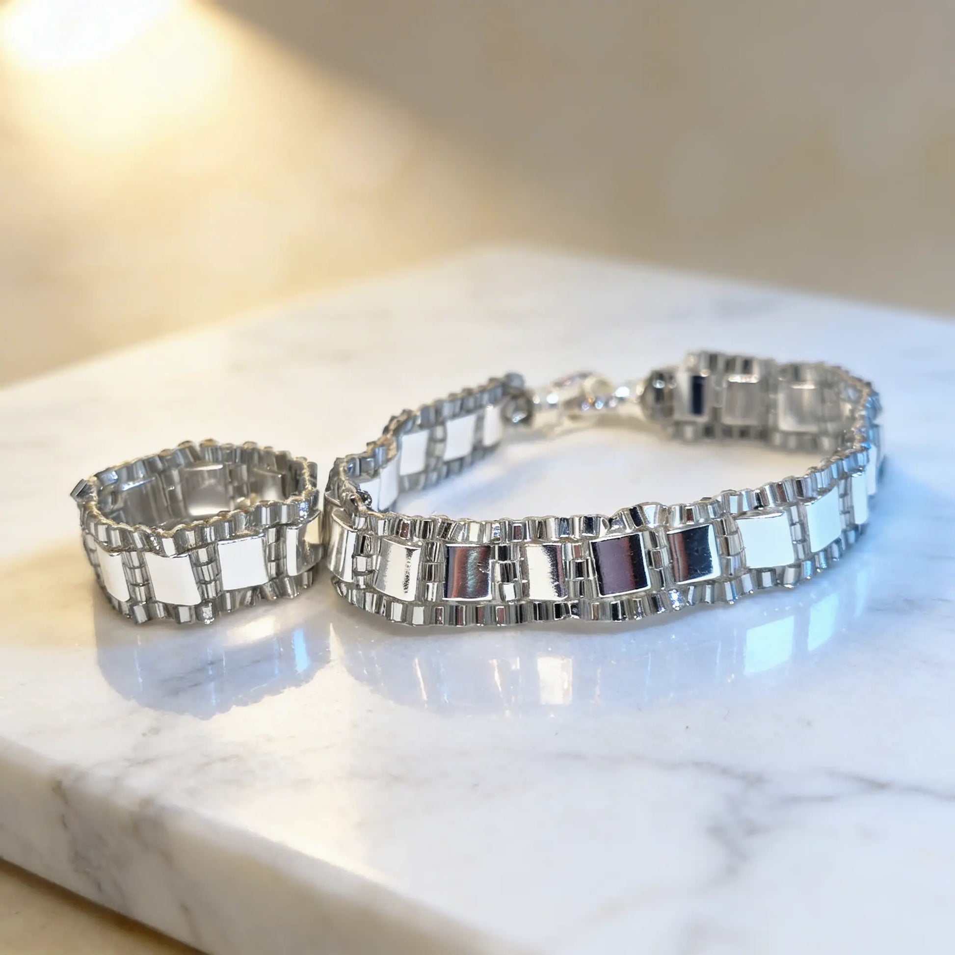Silver Frame ring - Gemnglow