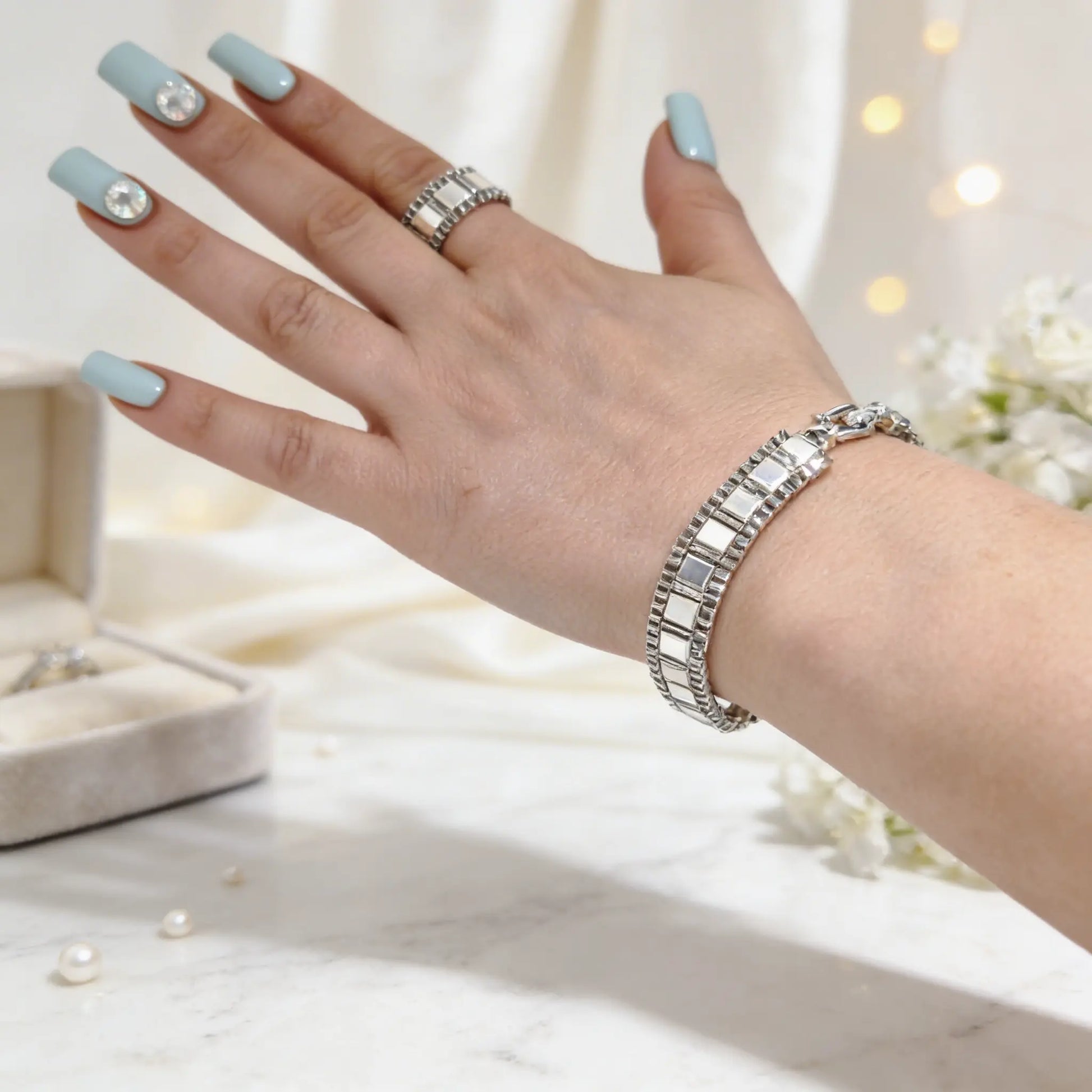 Silver Frame Bracelet - Gemnglow