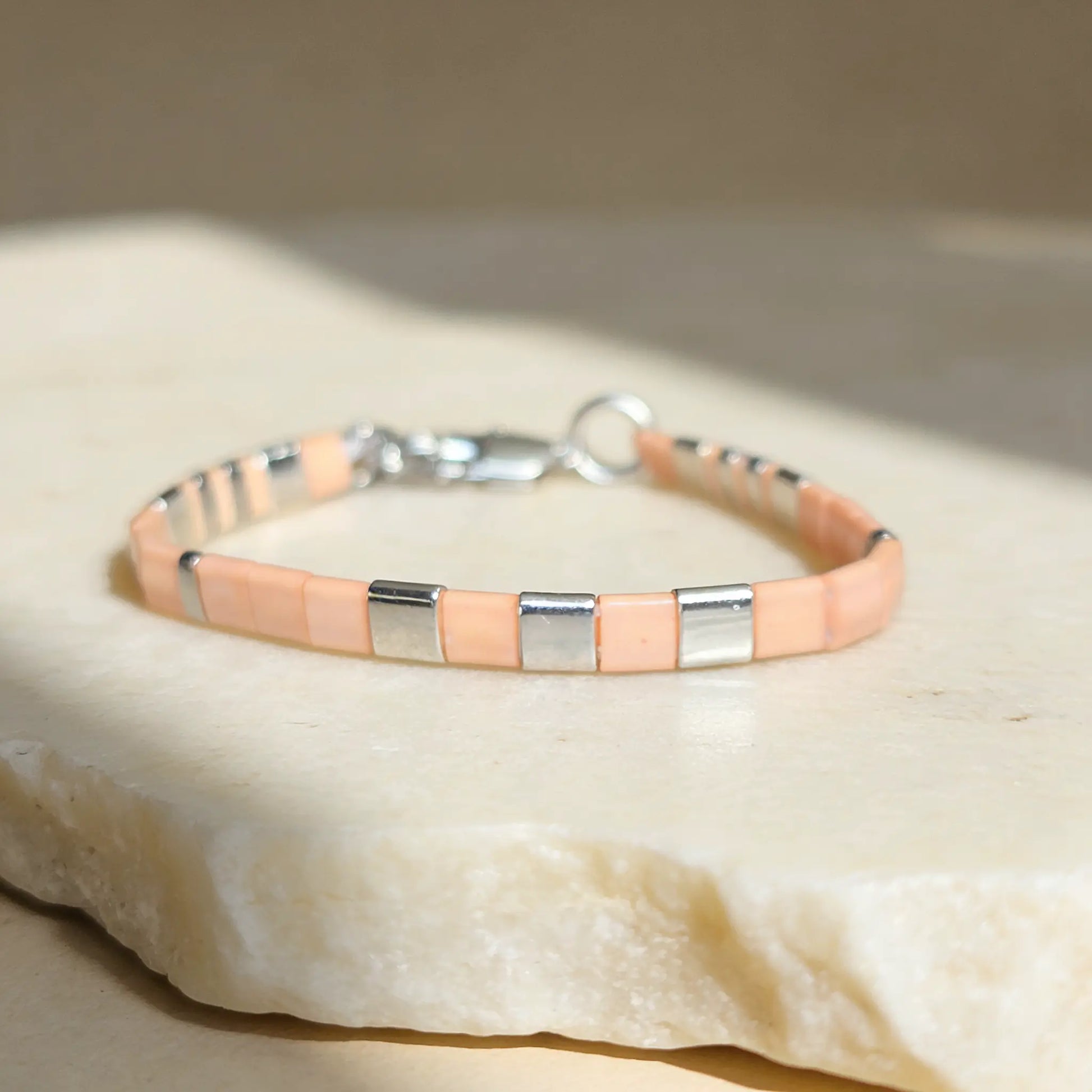 Coral Flow Bracelet - Gemnglow